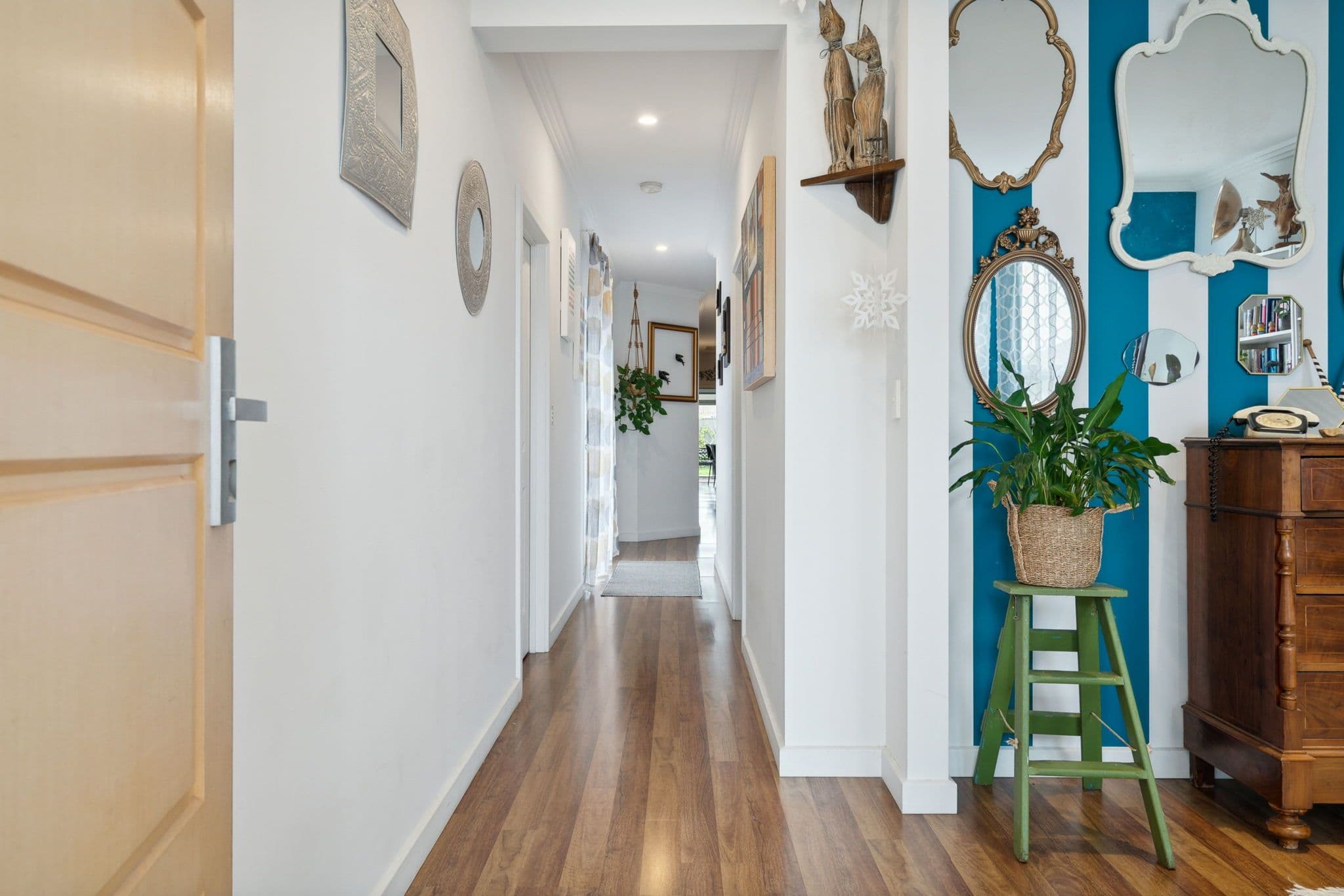 9 Ruby Avenue, Seaton SA 5023, Seaton - Thumbnail 2