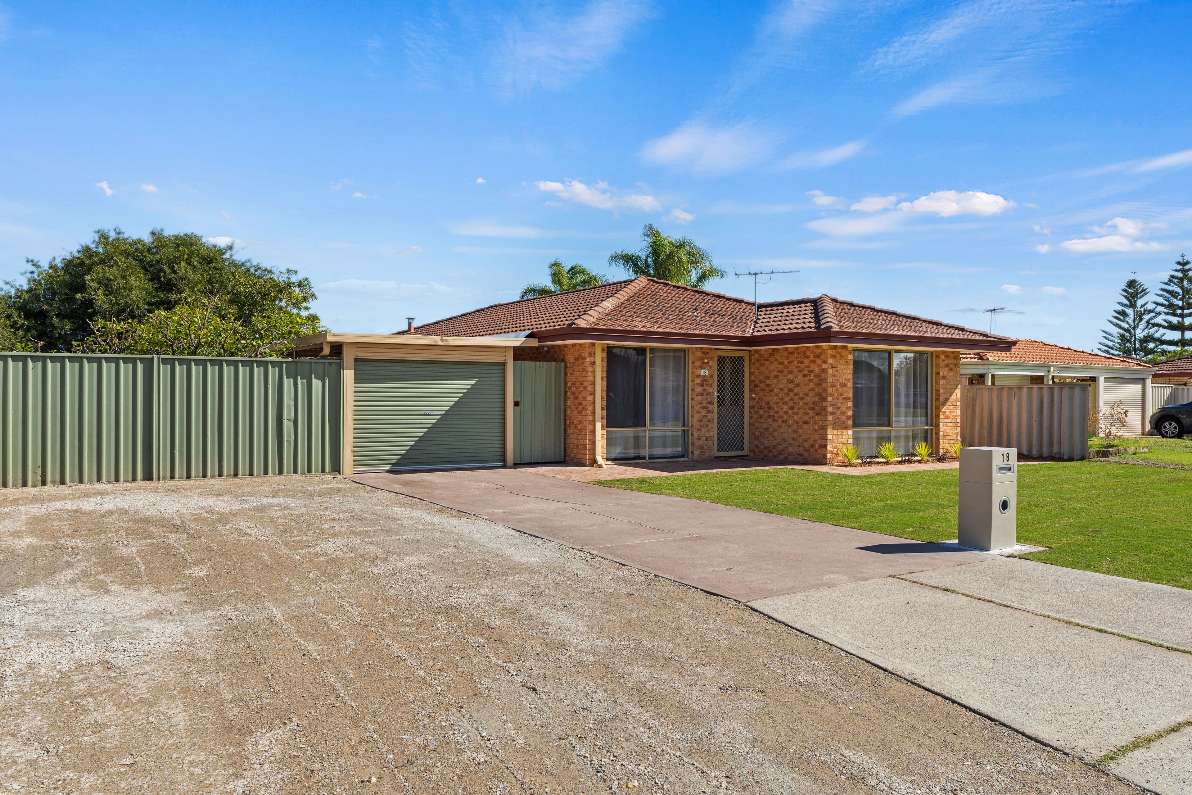 18 Silver Grove, Warnbro WA 6169, Warnbro - Thumbnail 2