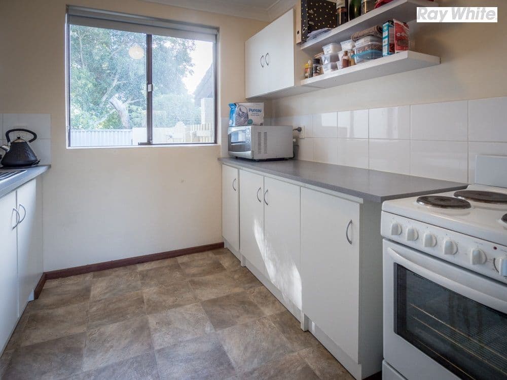4 Erica Street, Kelmscott WA 6111, Kelmscott - Thumbnail 7