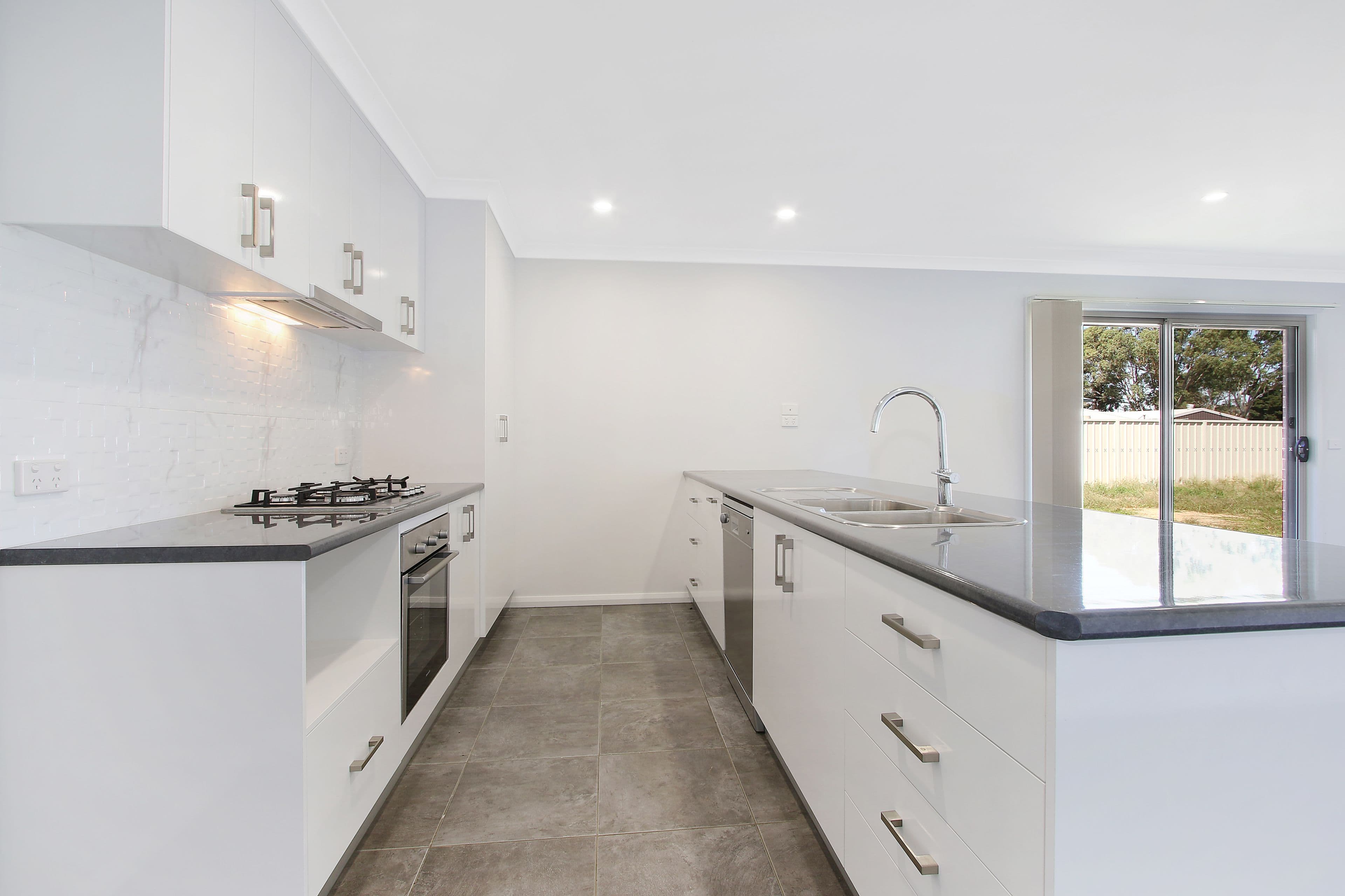 182 Jude Street, Howlong - Thumbnail 2