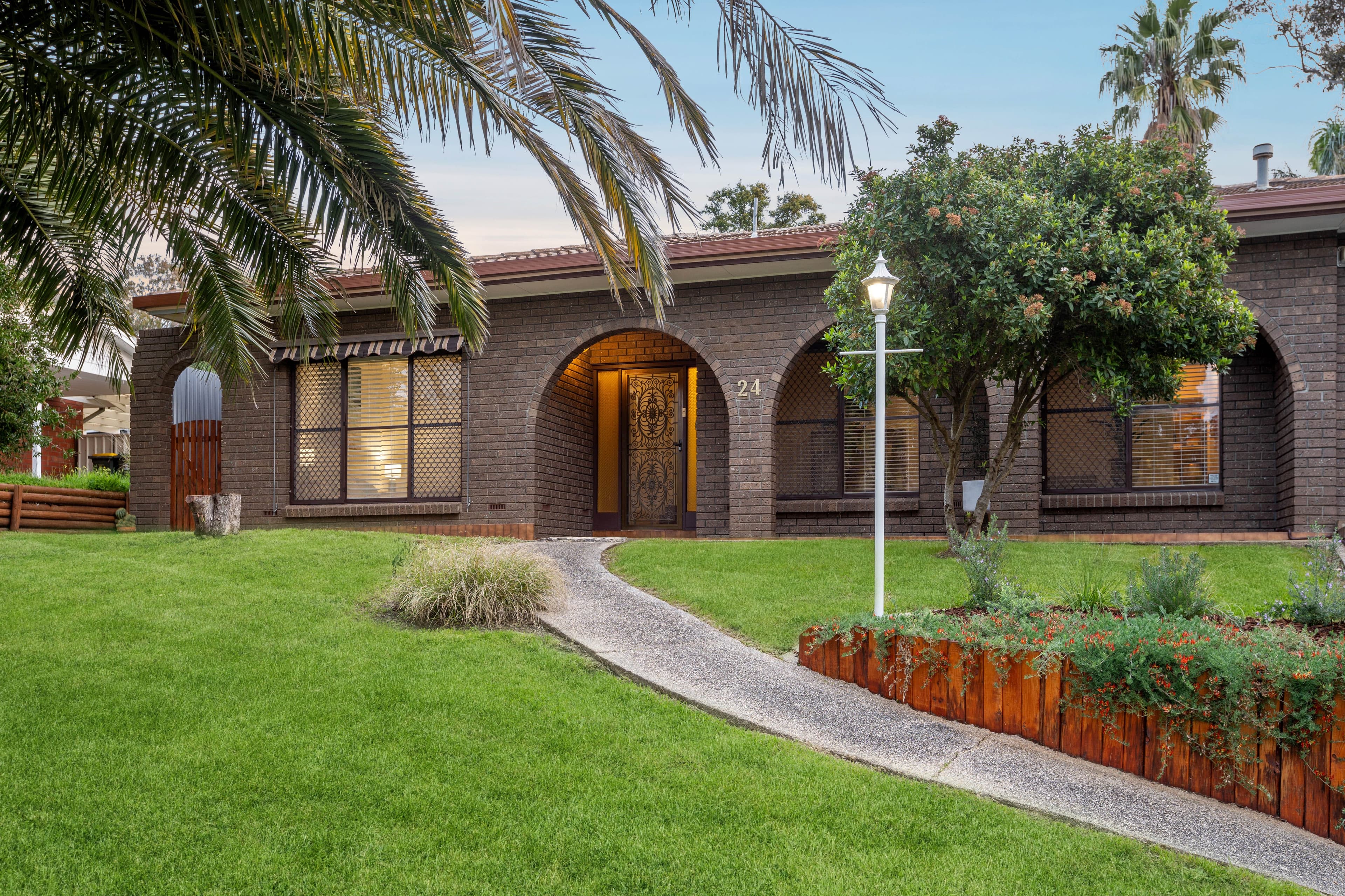 24 Elmgrove Street, Aberfoyle Park SA 5159, Aberfoyle Park - Thumbnail 3