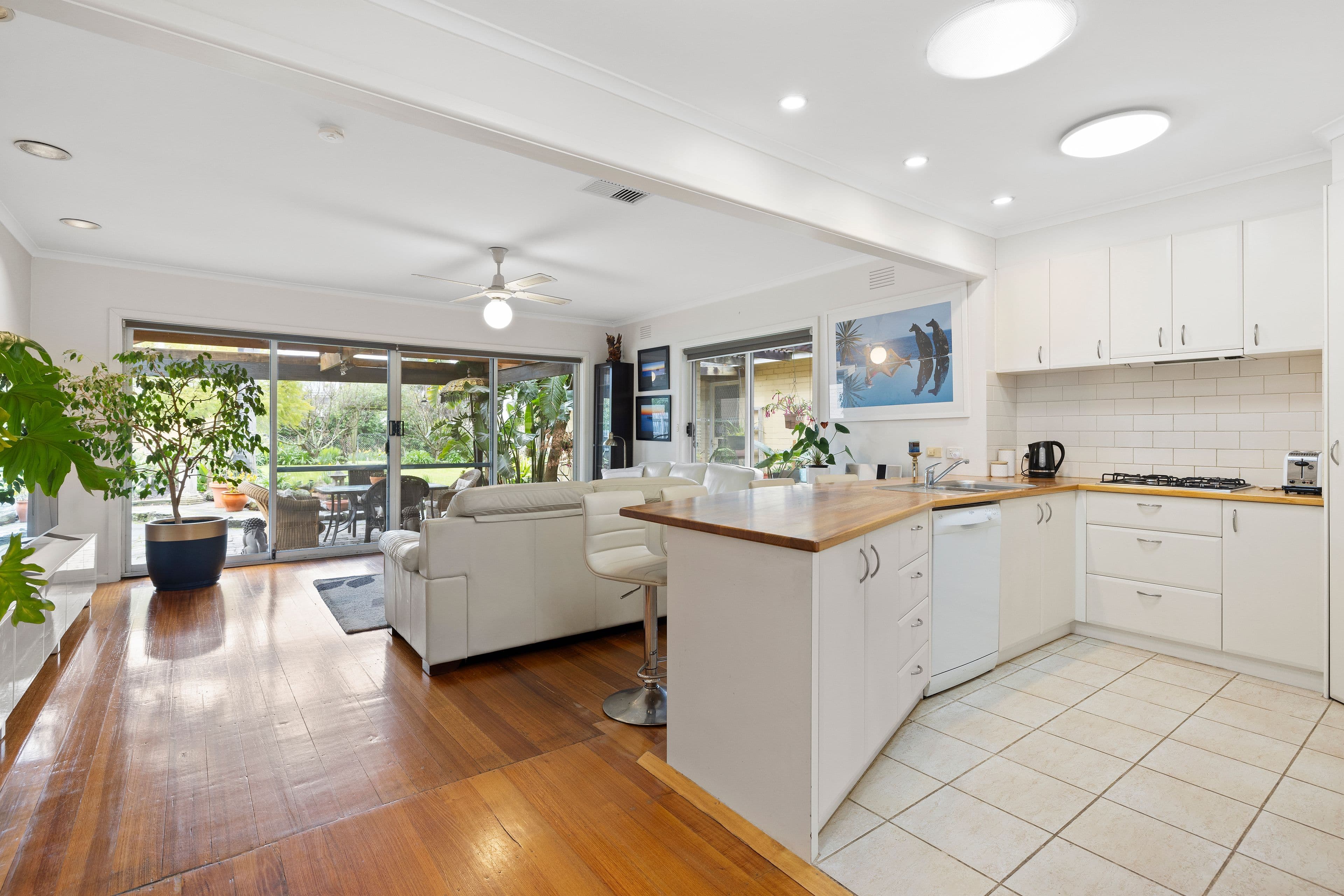 23 Sycamore Avenue, Mentone VIC 3194, Mentone - Thumbnail 6