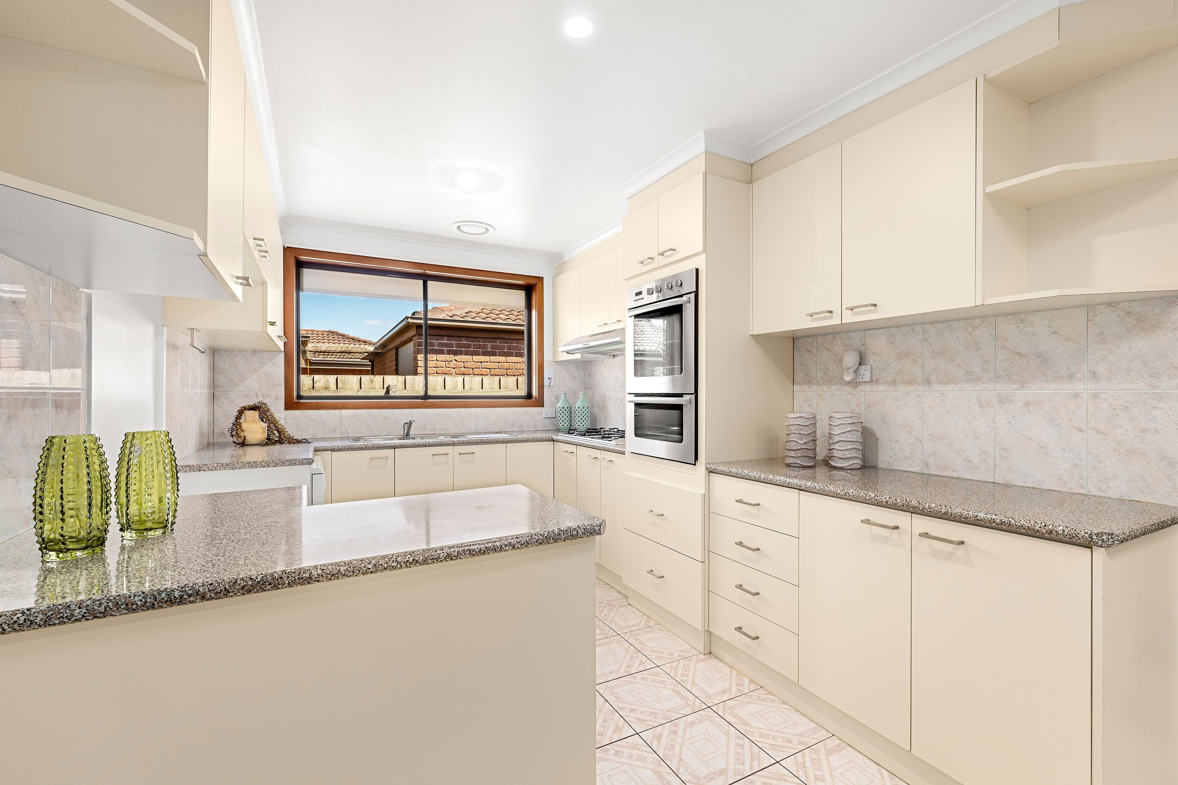 112 Redleap Avenue, Mill Park VIC 3082, Mill Park - Thumbnail 3