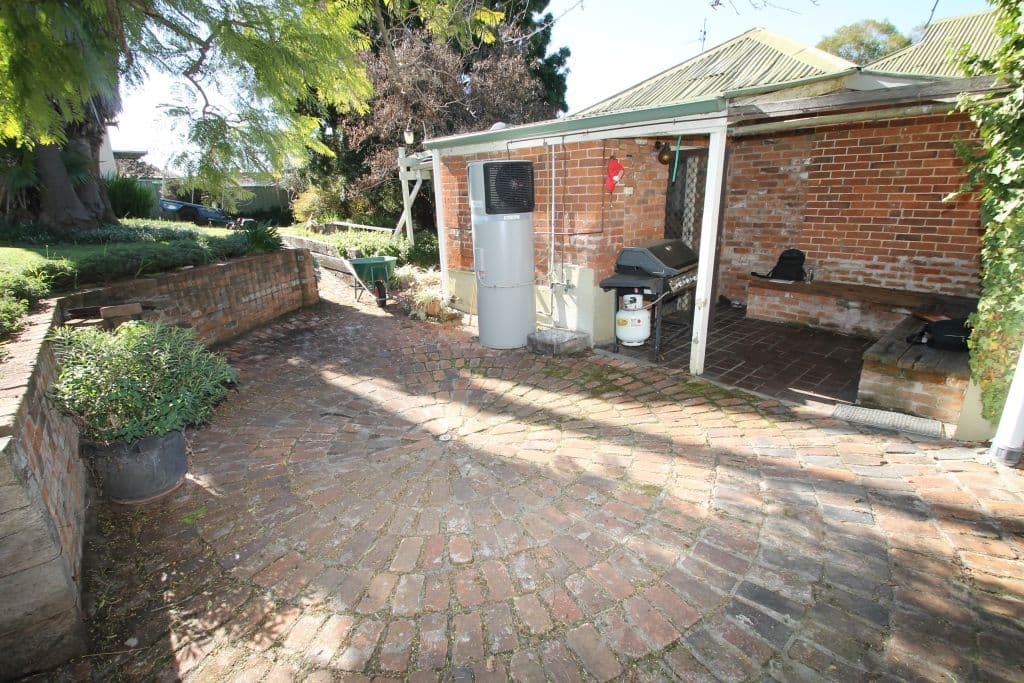 100 Hill Street, Quirindi - Thumbnail 2