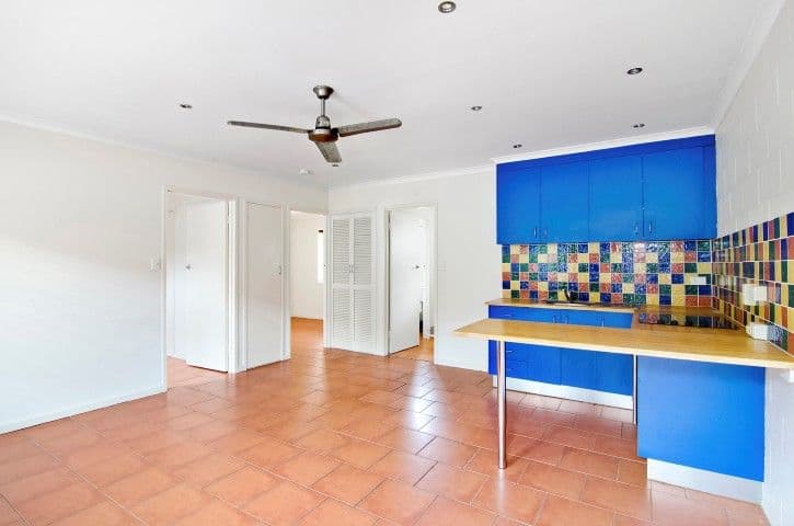 39 Leyte Avenue, Palm Beach QLD 4221, Palm Beach - Thumbnail 2
