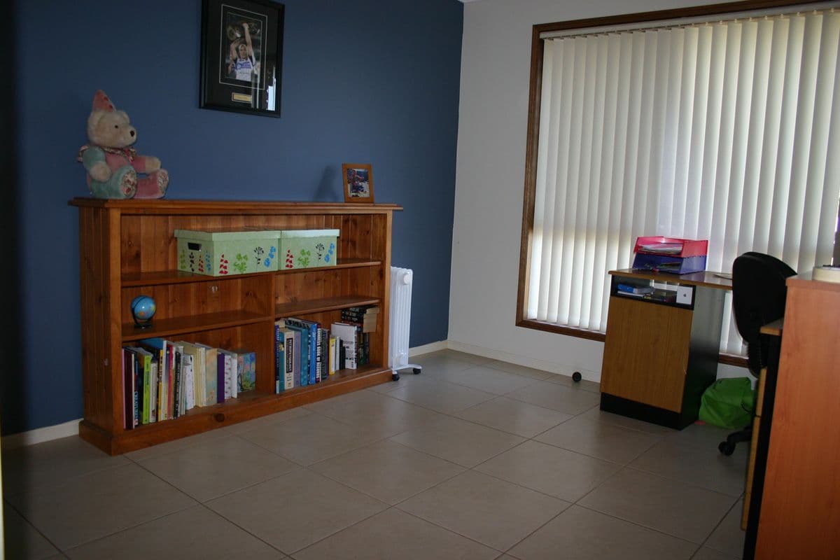 3 Lauren Court, GLENVALE QLD 4350, Glenvale - Thumbnail 7