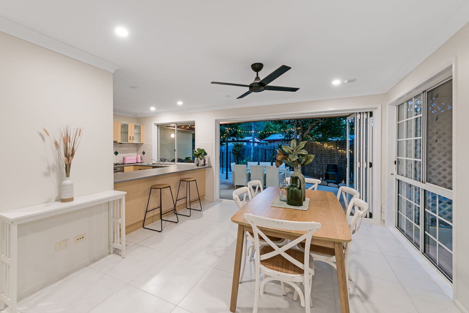 10 Amanda Place, Bridgeman Downs QLD 4035, Bridgeman Downs - Thumbnail 4