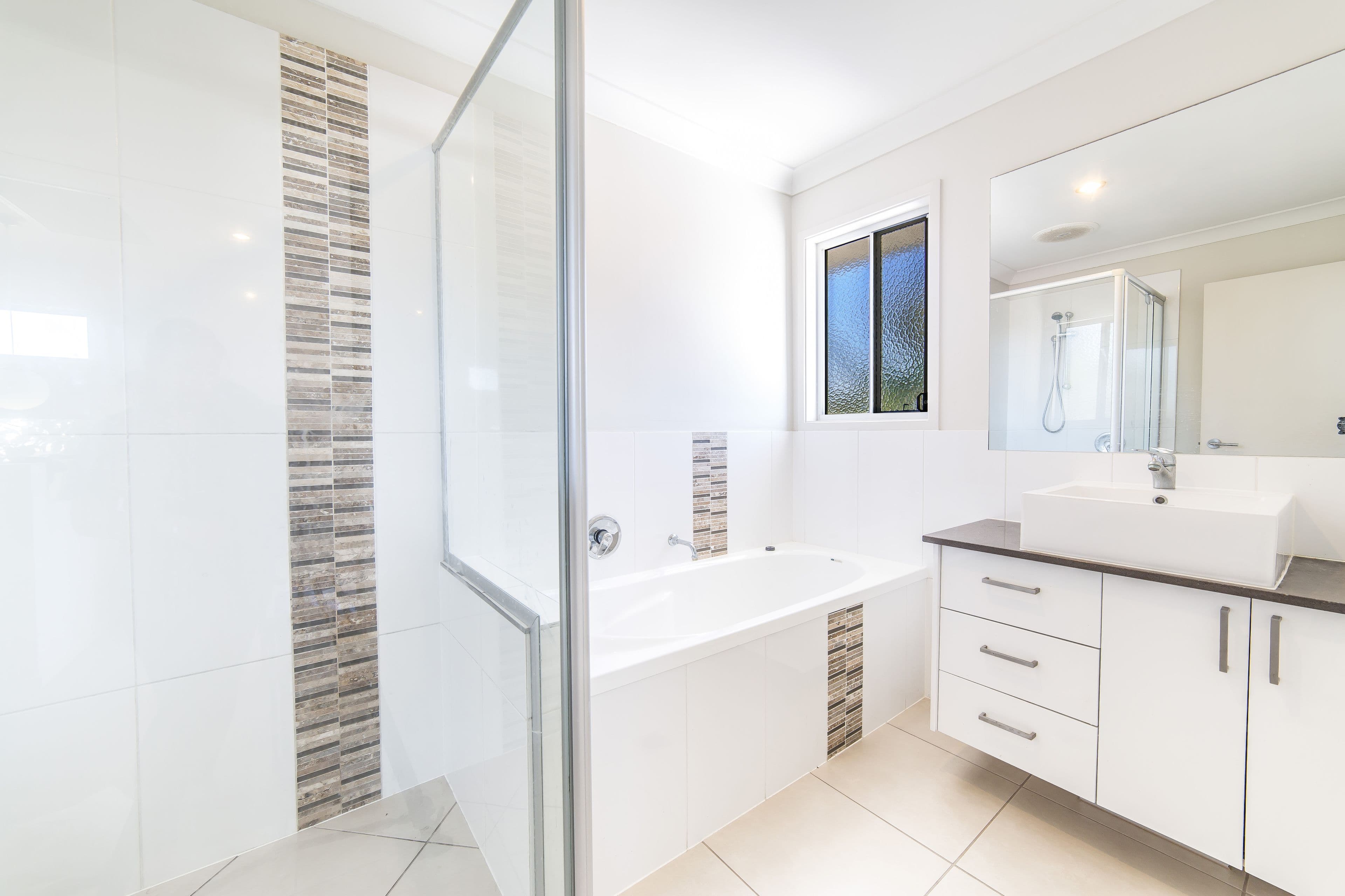 54 Blake Street, Southport QLD 4215, Southport - Thumbnail 5