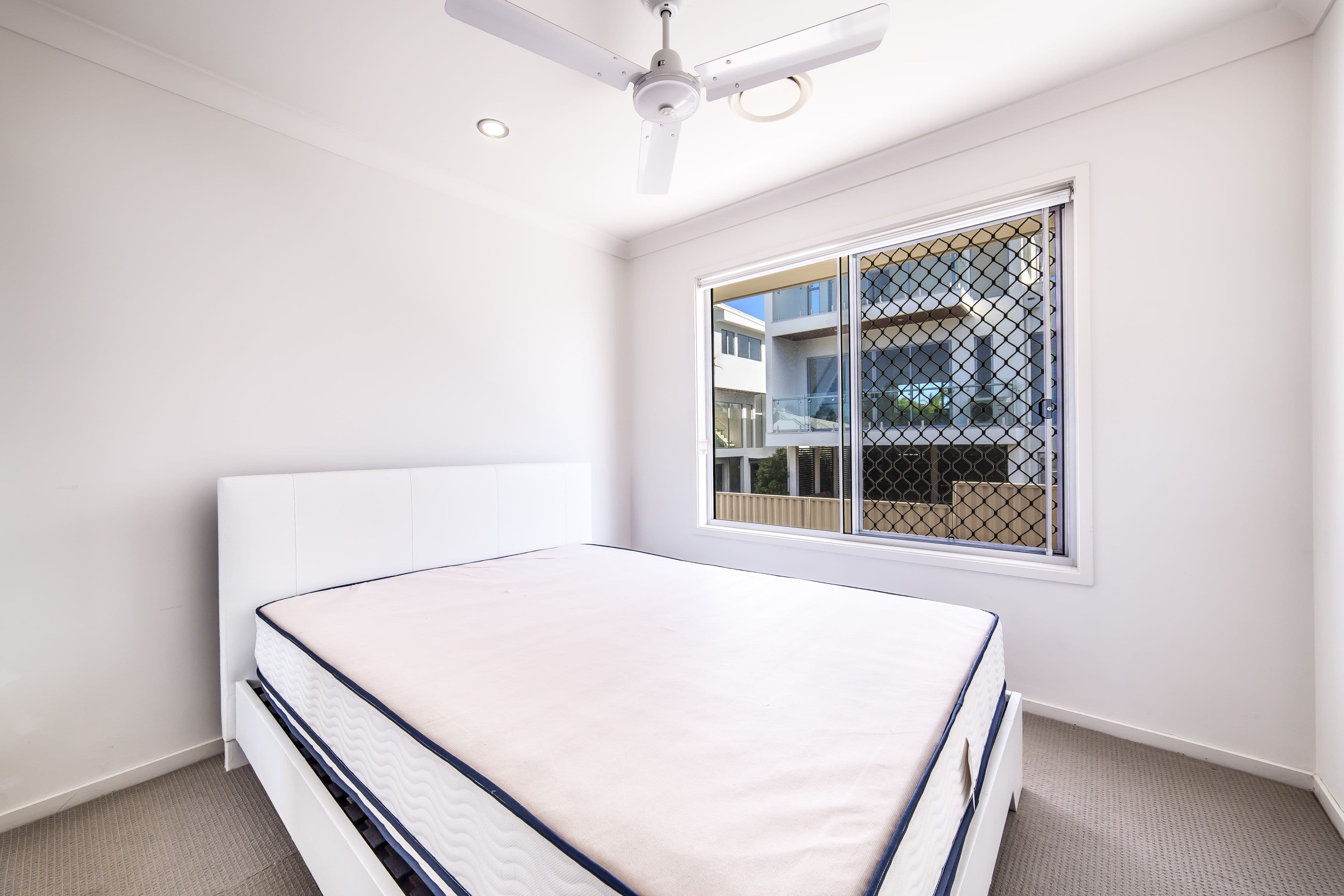 54 Blake Street, Southport QLD 4215, Southport - Thumbnail 7