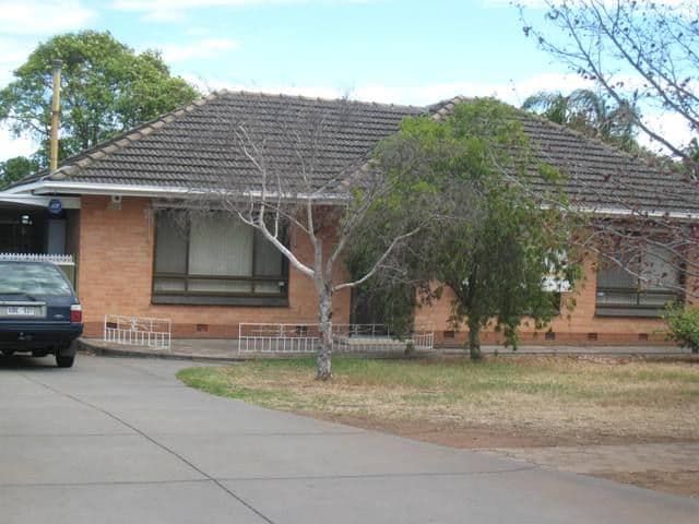17  Morris Drive, VALLEY VIEW SA 5093, Valley View - Image 1