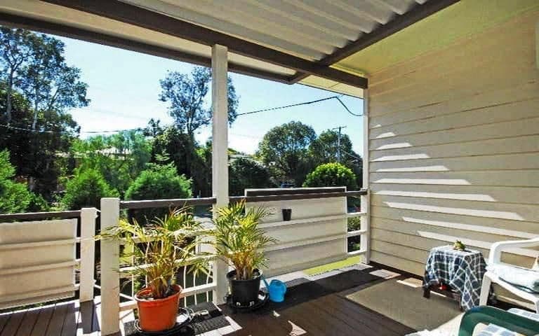 102 Goldsbrough Road, TARINGA QLD 4068, Taringa - Thumbnail 2
