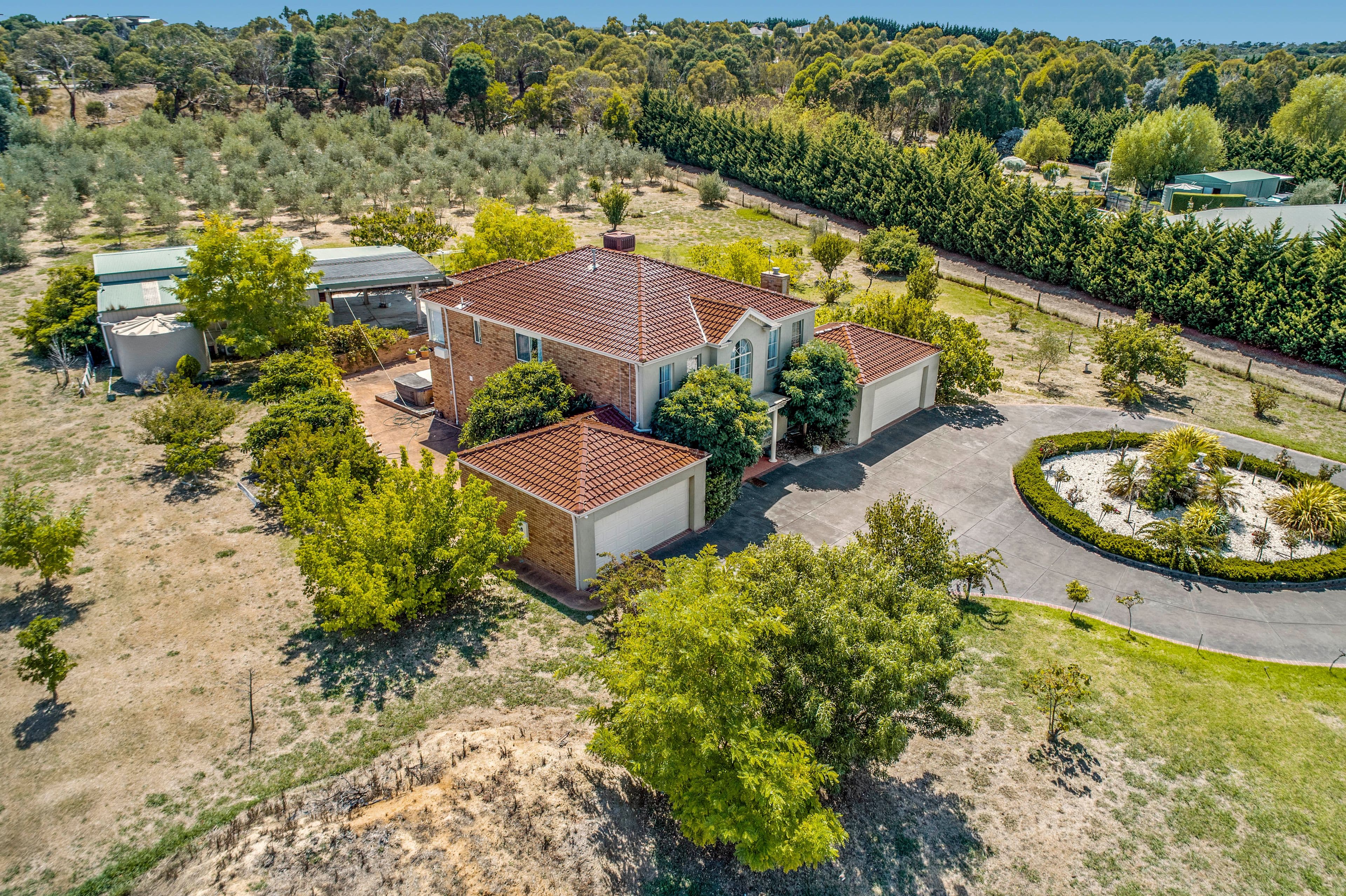 10 Benton Grange Drive, Mornington VIC 3931, Mornington - Thumbnail 3