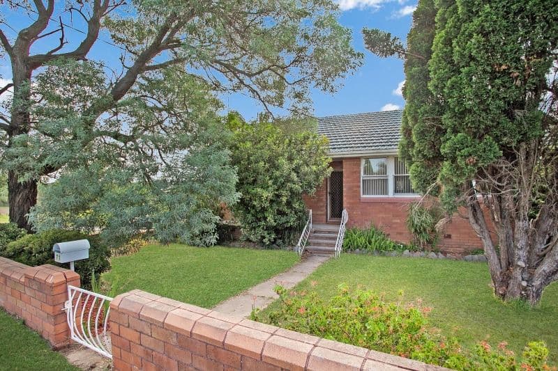 71 Wollombi Road, Rutherford NSW 2320, Rutherford - Image 1