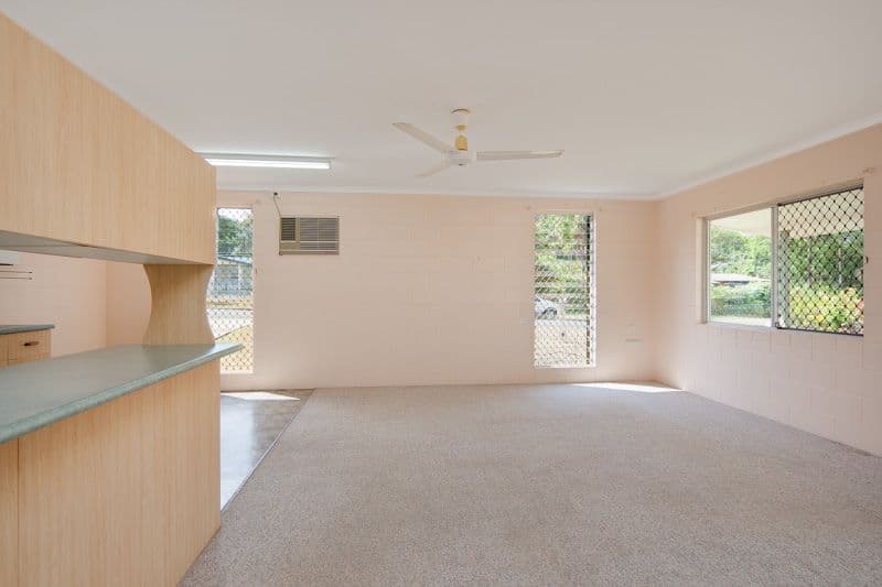 33 Dandaloo Street, BAYVIEW HEIGHTS QLD 4868, Bayview Heights - Thumbnail 3