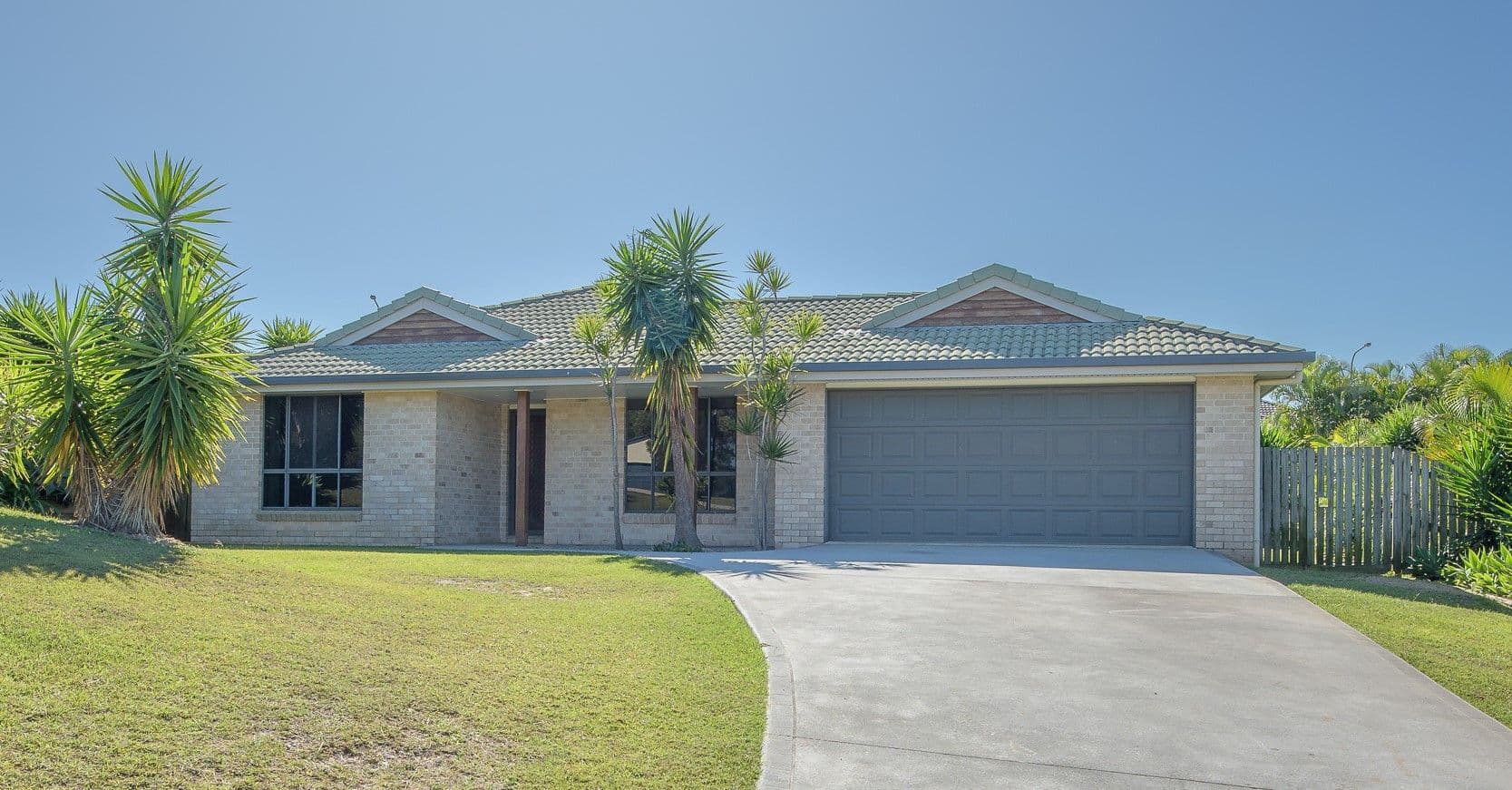 12 Jenolan Court, New Auckland QLD 4680, New Auckland - Image 1
