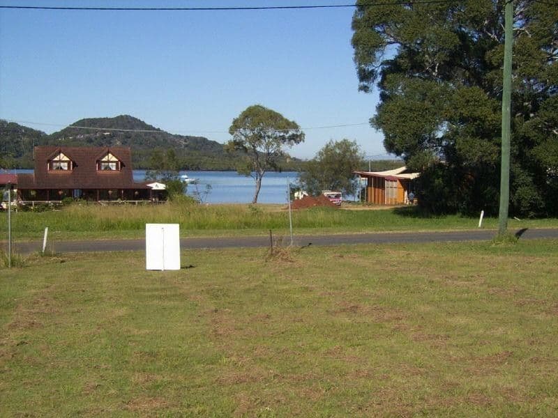 111 Canaipa Point Drive, Russell Island QLD 4184, Russell Island - Thumbnail 3