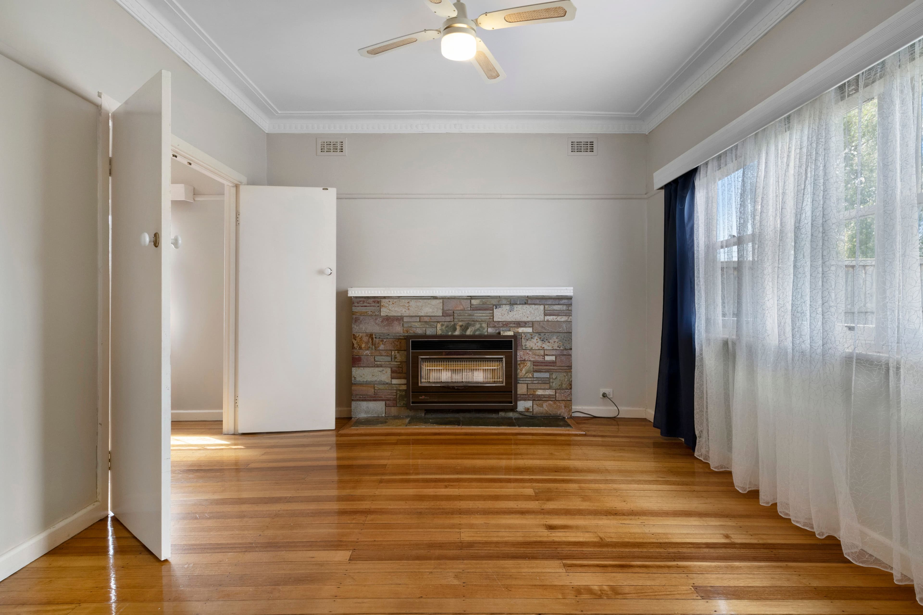 50 Derrick Street, Lalor VIC 3075, Lalor - Thumbnail 5