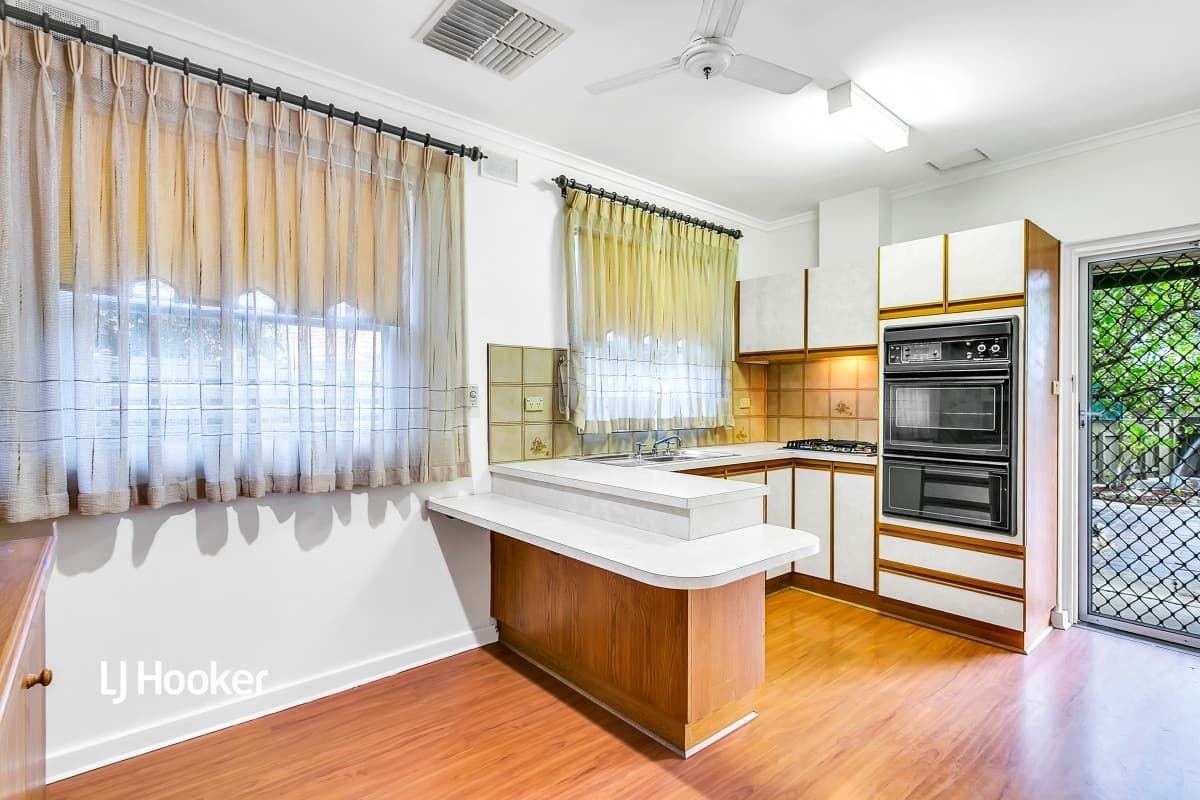 1 Lynly Crescent, Rostrevor SA 5073, Rostrevor - Thumbnail 3