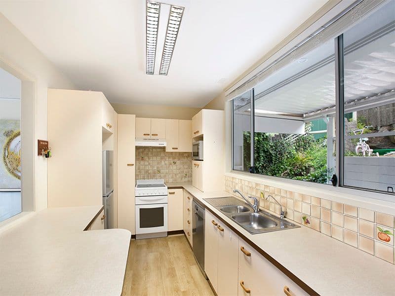 42 Upper Washington Drive, BONNET BAY NSW 2226, Bonnet Bay - Thumbnail 4