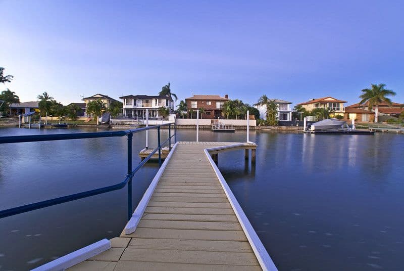41 Seaspray Street, PARADISE POINT QLD 4216, Paradise Point - Thumbnail 2