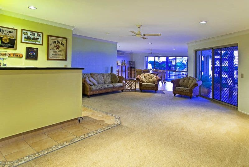 41 Seaspray Street, PARADISE POINT QLD 4216, Paradise Point - Thumbnail 4