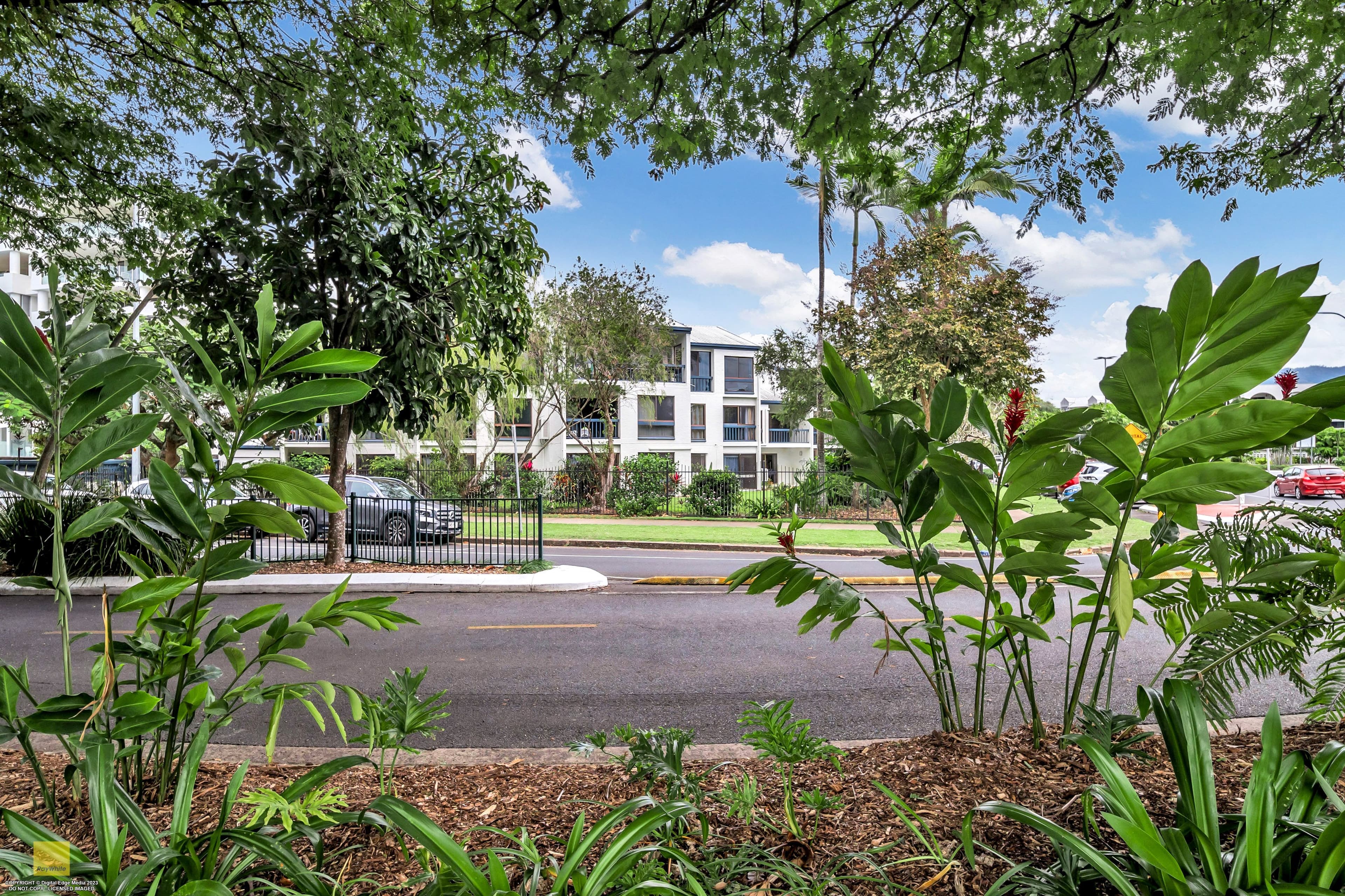 148 Abbott Street, Cairns City QLD 4870, Cairns City - Thumbnail 2