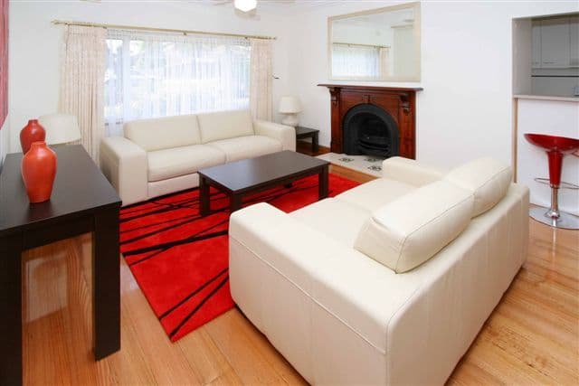 35 Glasgow Avenue, RESERVOIR VIC 3073, Reservoir - Thumbnail 2