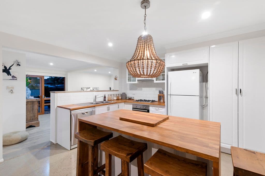 6 Kallara Street, Tugun QLD 4224, Tugun - Thumbnail 4