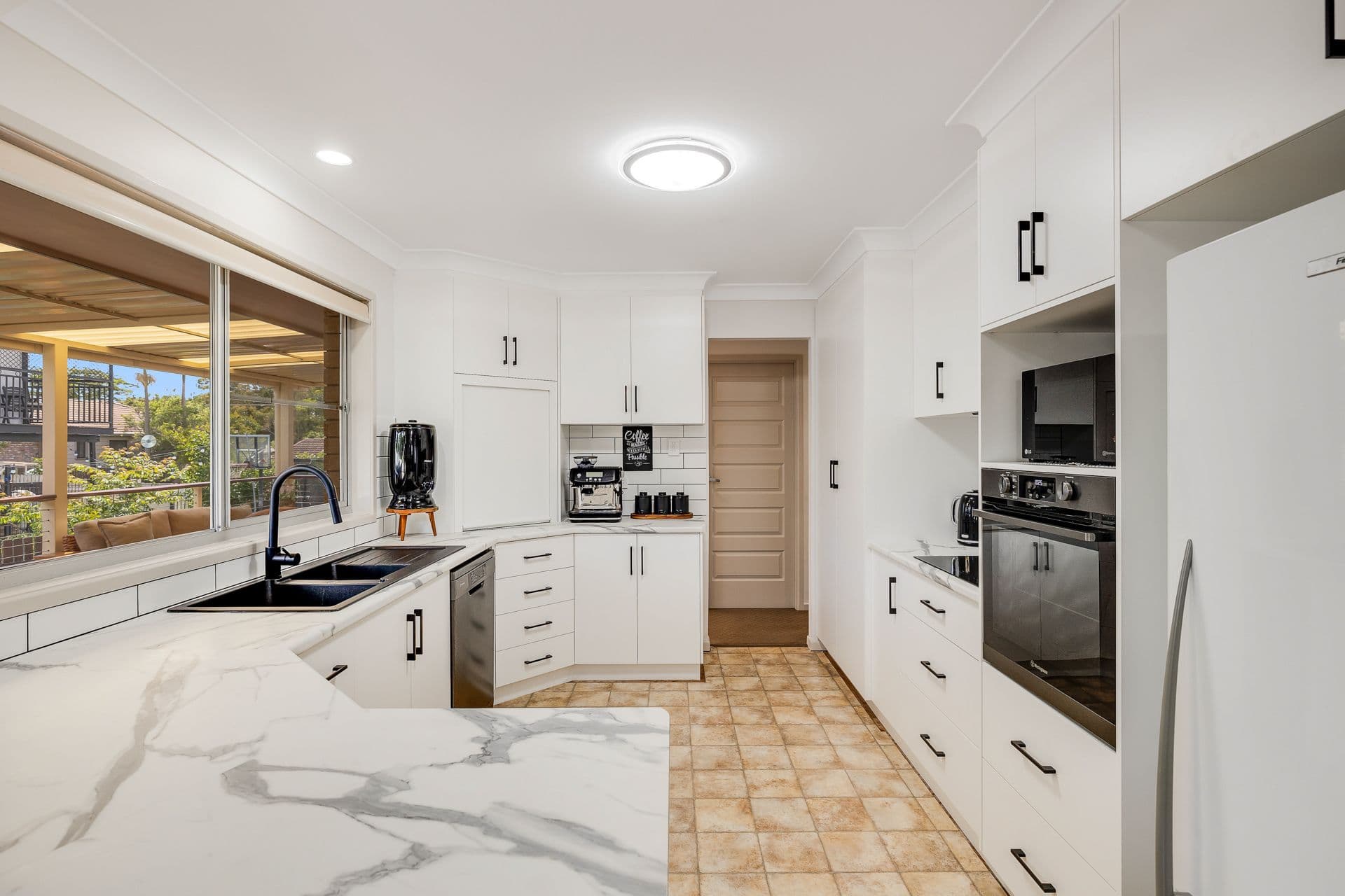 3 Debra Street, Centenary Heights QLD 4350, Centenary Heights - Thumbnail 5