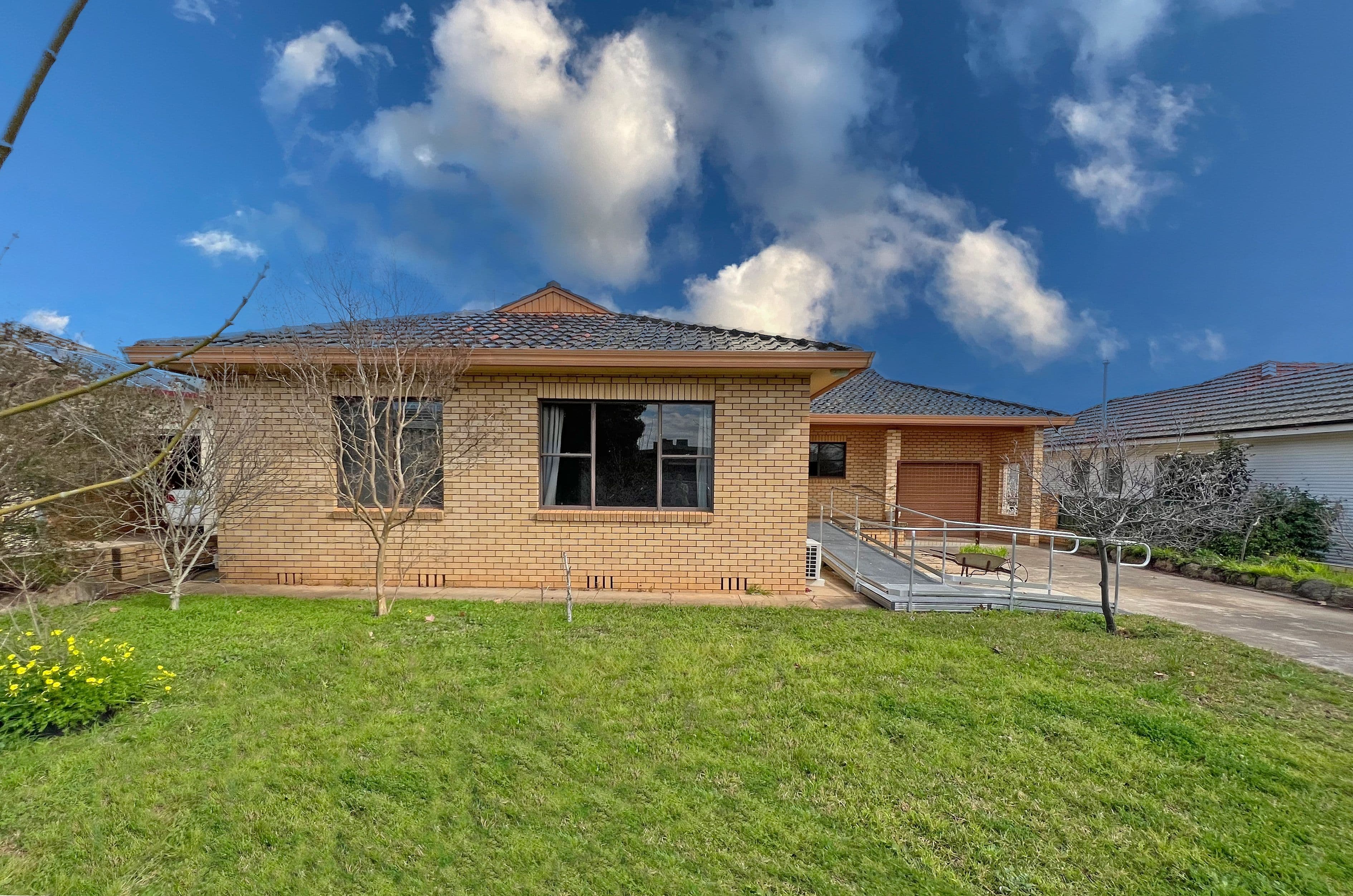 8 Gale Street, Forbes NSW 2871, Forbes - Image 1