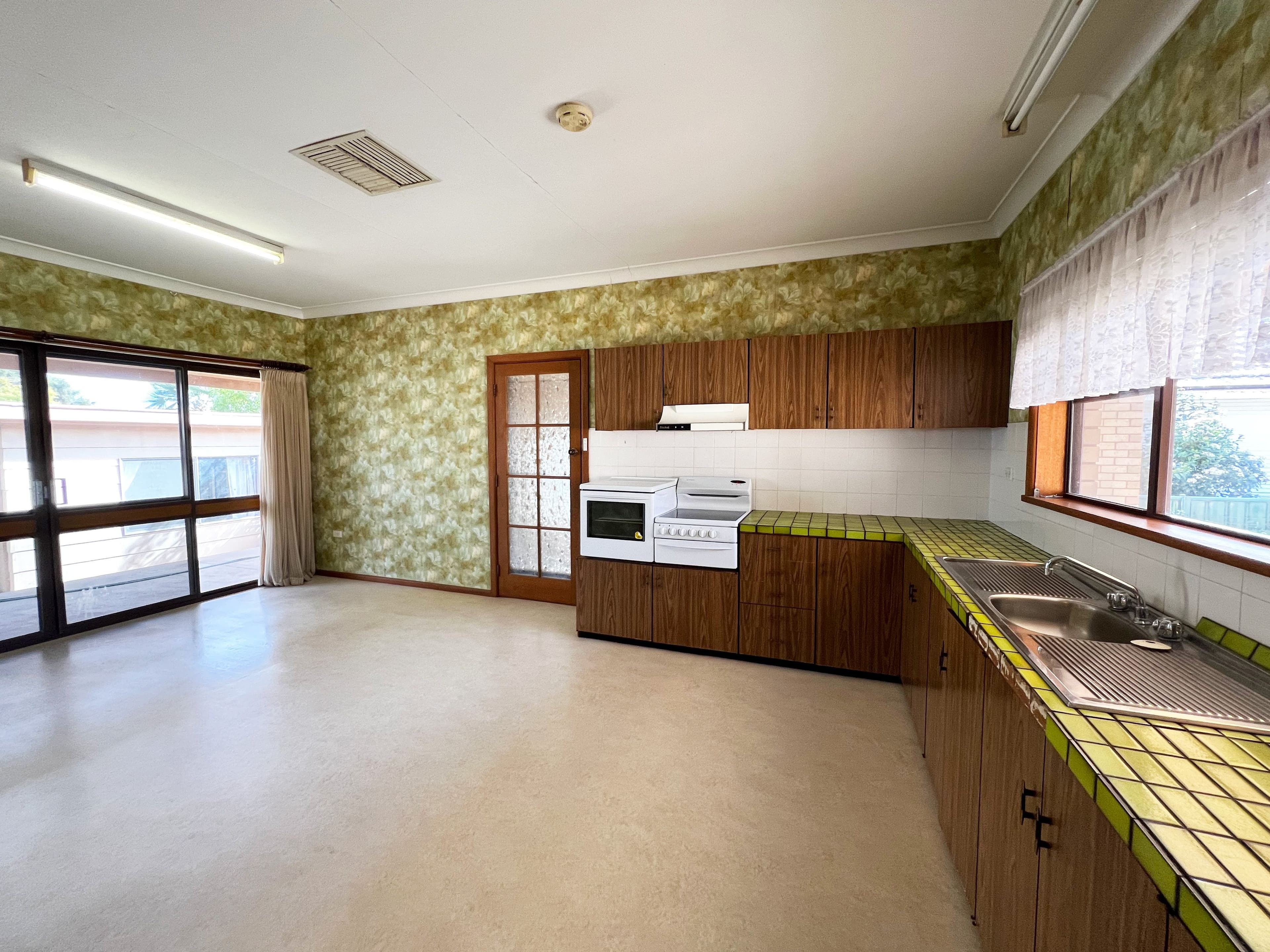 8 Gale Street, Forbes NSW 2871, Forbes - Thumbnail 4