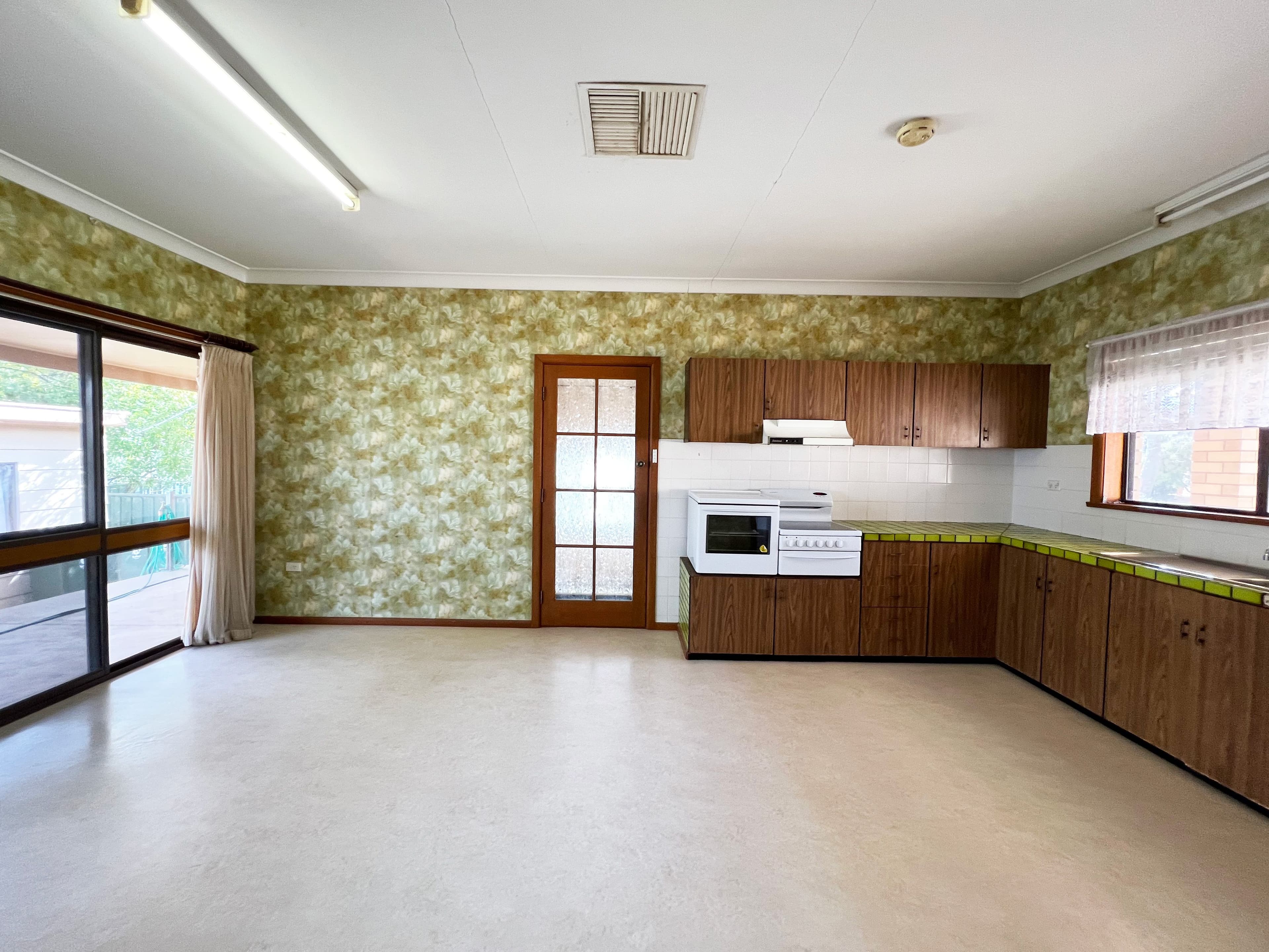 8 Gale Street, Forbes NSW 2871, Forbes - Thumbnail 5