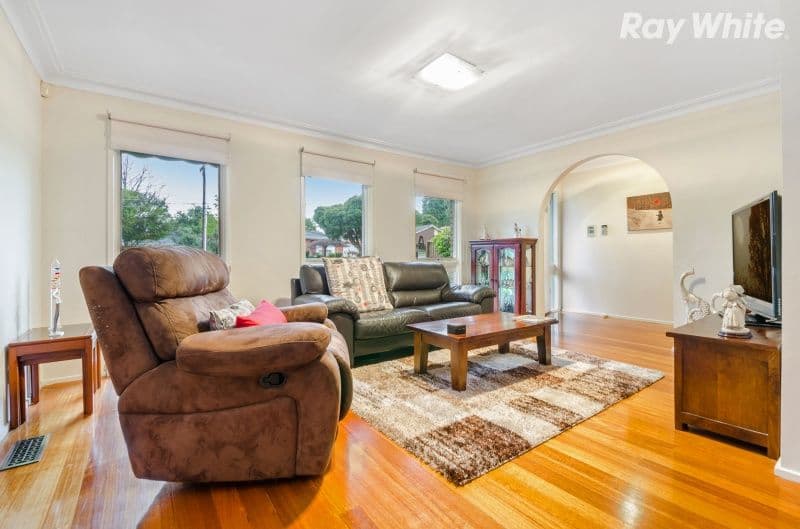 31 Ozone Road, Bayswater VIC 3153, Bayswater - Thumbnail 2