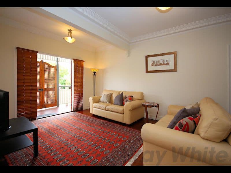 8 Perrett Street, BUNDAMBA QLD 4304, Bundamba - Thumbnail 5