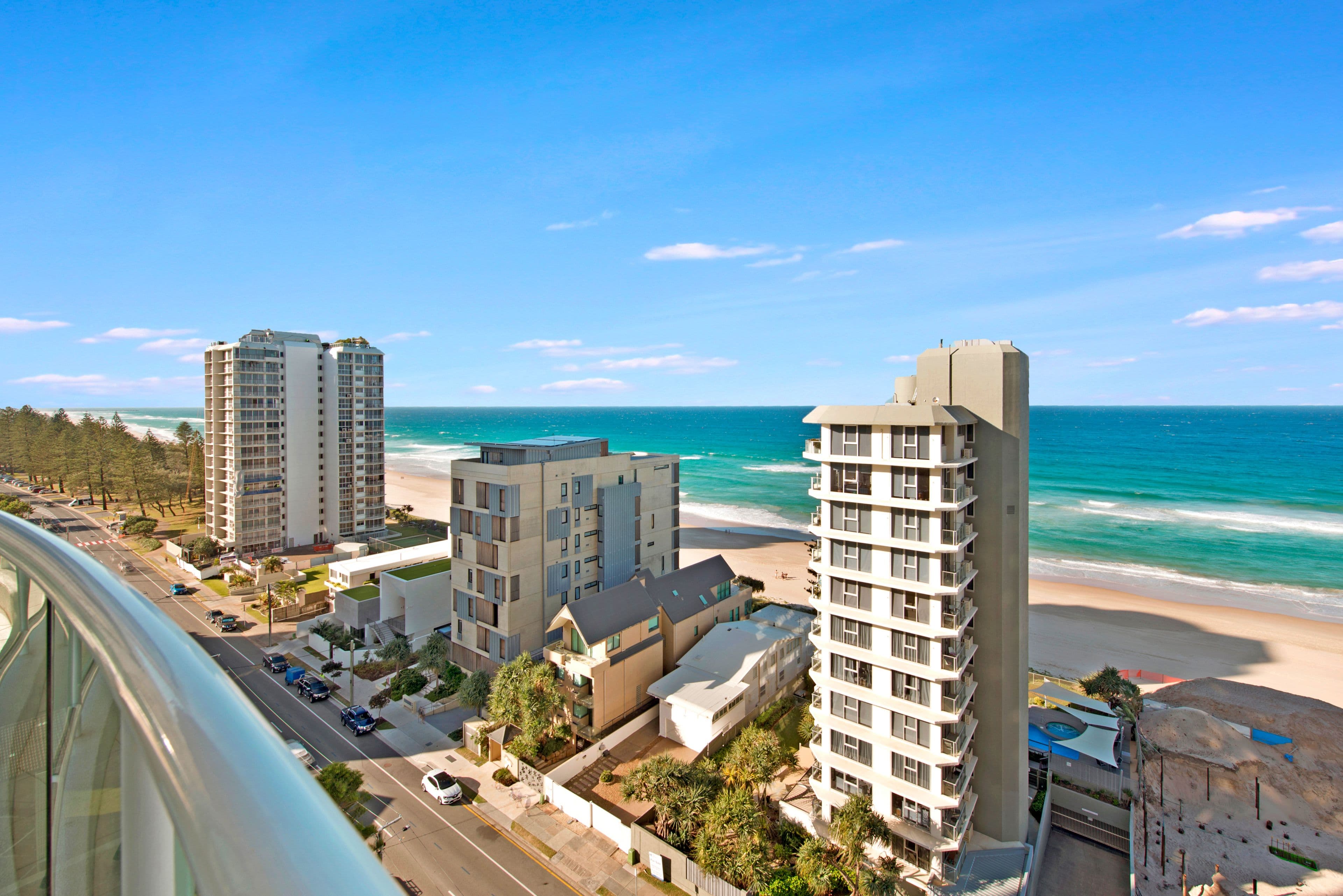 5 Woodroffe Avenue, Main Beach QLD 4217, Main Beach - Thumbnail 2