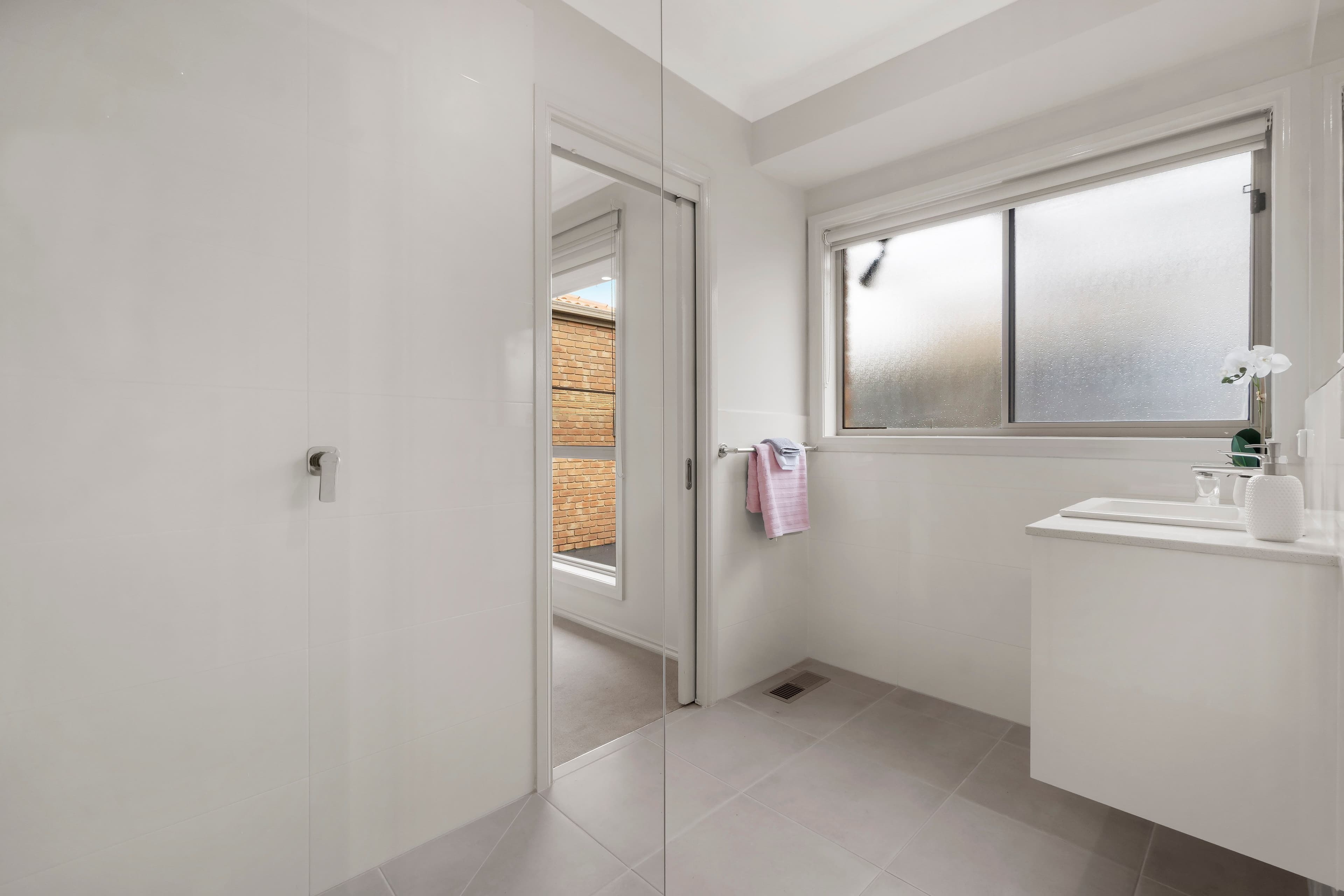 8 Sellers Street, Glen Waverley VIC 3150, Glen Waverley - Thumbnail 5