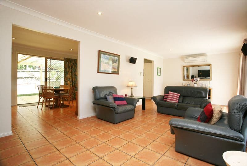 5 Naldham Close, FOREST LAKE QLD 4078, Forest Lake - Thumbnail 2