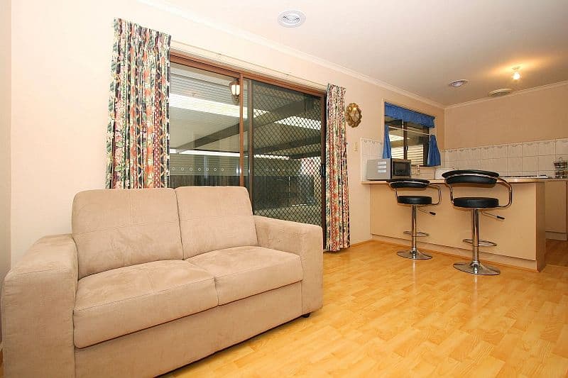 225 Betula Avenue, Mill Park VIC 3082, Mill Park - Thumbnail 4