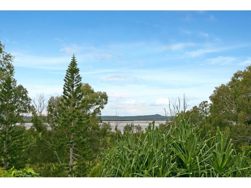 10 Vine Street, Redland Bay QLD 4165, Redland Bay - Thumbnail 2