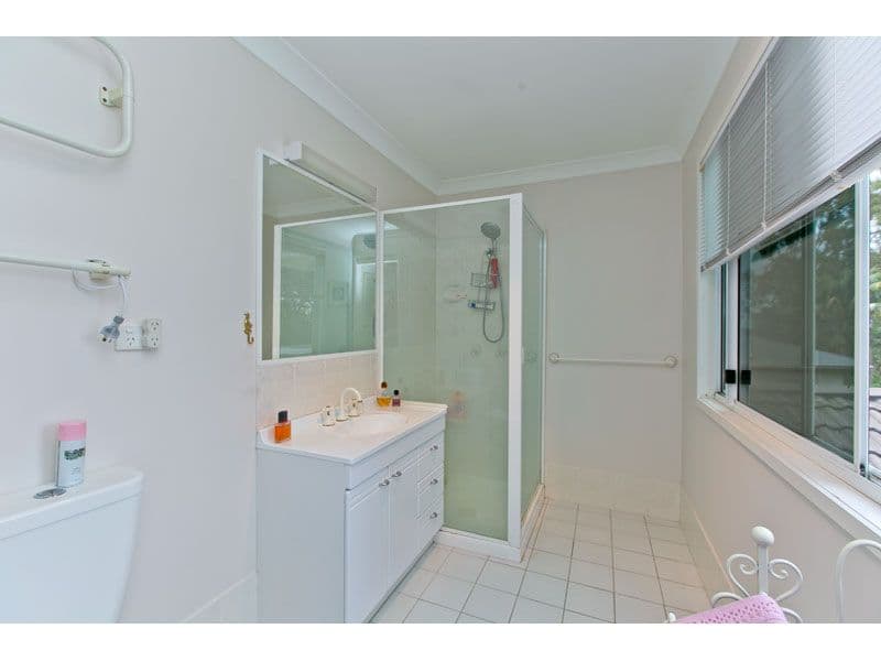 10 Vine Street, Redland Bay QLD 4165, Redland Bay - Thumbnail 8