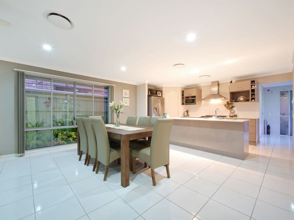 19 Severn Crescent, North Lakes QLD 4509, North Lakes - Thumbnail 5