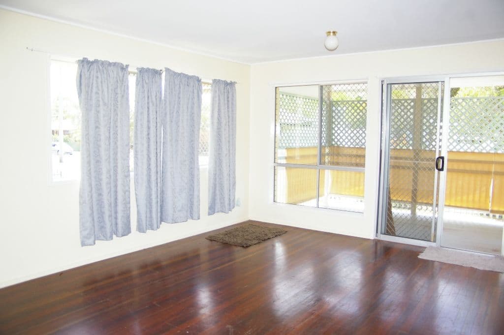 16 Azalea Street, DECEPTION BAY QLD 4508, Deception Bay - Thumbnail 2