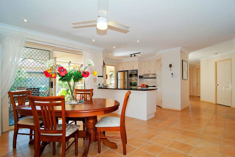 17 Rosslare Street, CALOUNDRA WEST QLD 4551, Caloundra West - Thumbnail 5