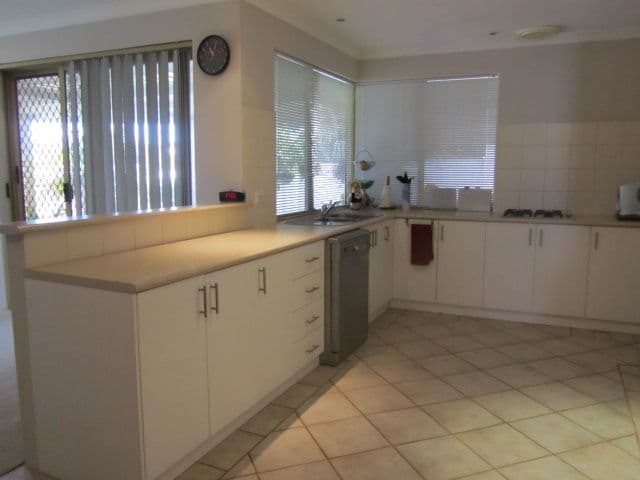 3 Cessford Close, Leda WA 6170, Leda - Thumbnail 6
