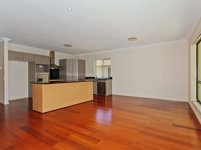 16 Northpoint Close, ROBINA QLD 4226, Robina - Thumbnail 7