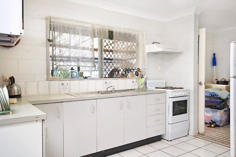 24 San Vito Crescent, RASMUSSEN QLD 4815, Rasmussen - Thumbnail 4