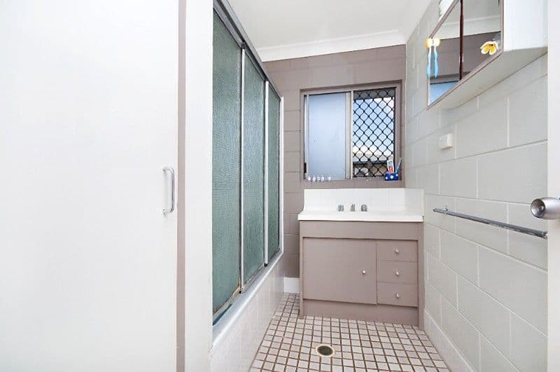 24 San Vito Crescent, RASMUSSEN QLD 4815, Rasmussen - Thumbnail 7