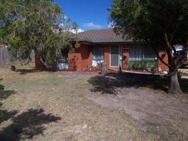 10 Scott Court, Bucasia, Bucasia - Image 1