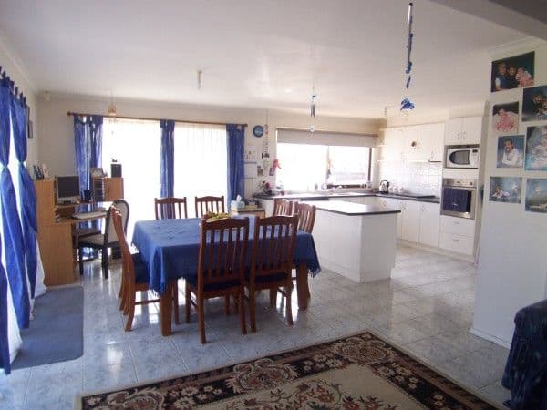 10 Scott Court, Bucasia, Bucasia - Thumbnail 4