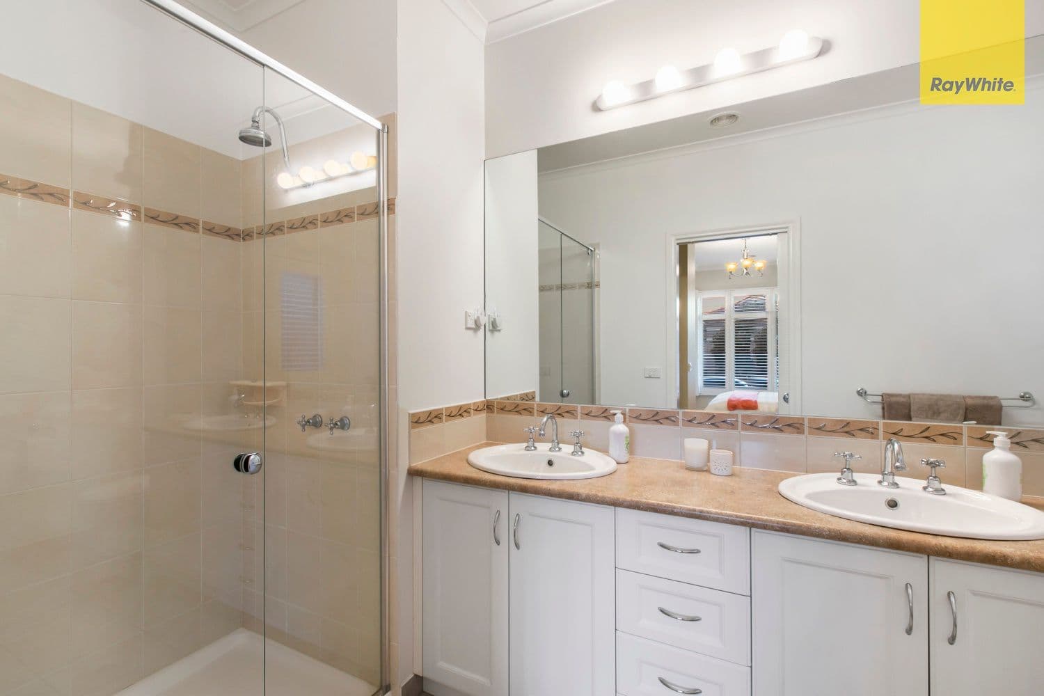 8 Lakeside Drive, Berwick VIC 3806, Berwick - Thumbnail 8